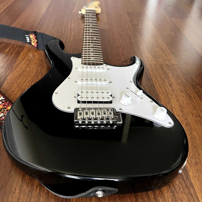 Cort G200 BLK Gitara Elektryczna Stratocaster