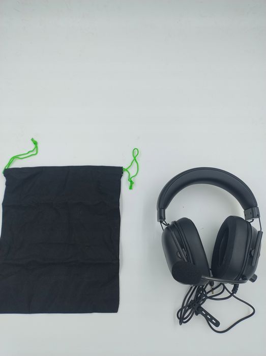 słuchawki nauszne razer czarne etui mikrofon