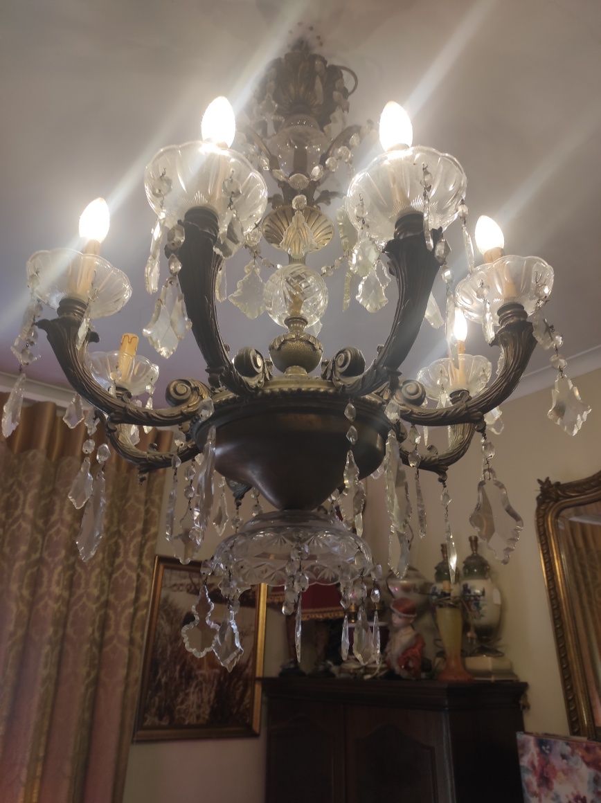 Lustre grande em bronze