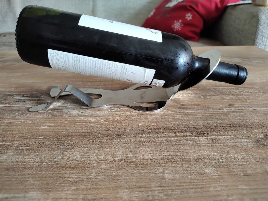 Stojak na wino Ludek