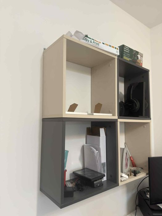 Witryna + półki wiszace