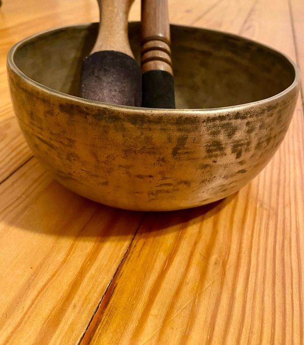 Taça tibetana original comprada no Nepal_Meditação e bem-estar