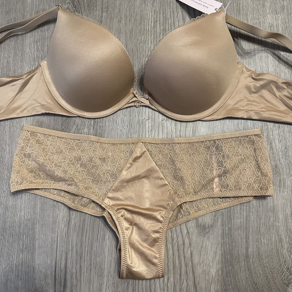 Комплект білизни Victorias secret 75б вікторія сікрет виктория сикрет