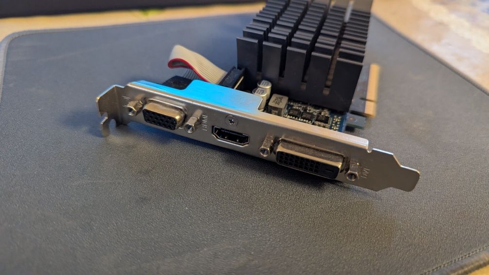 Видеокарта Asus Nvidia 710 1gb