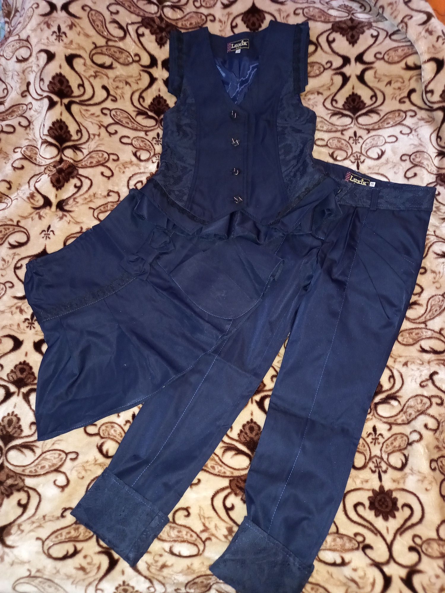 Шкільна форма БВ юбка брюки жилетка сарафан блузка в.128