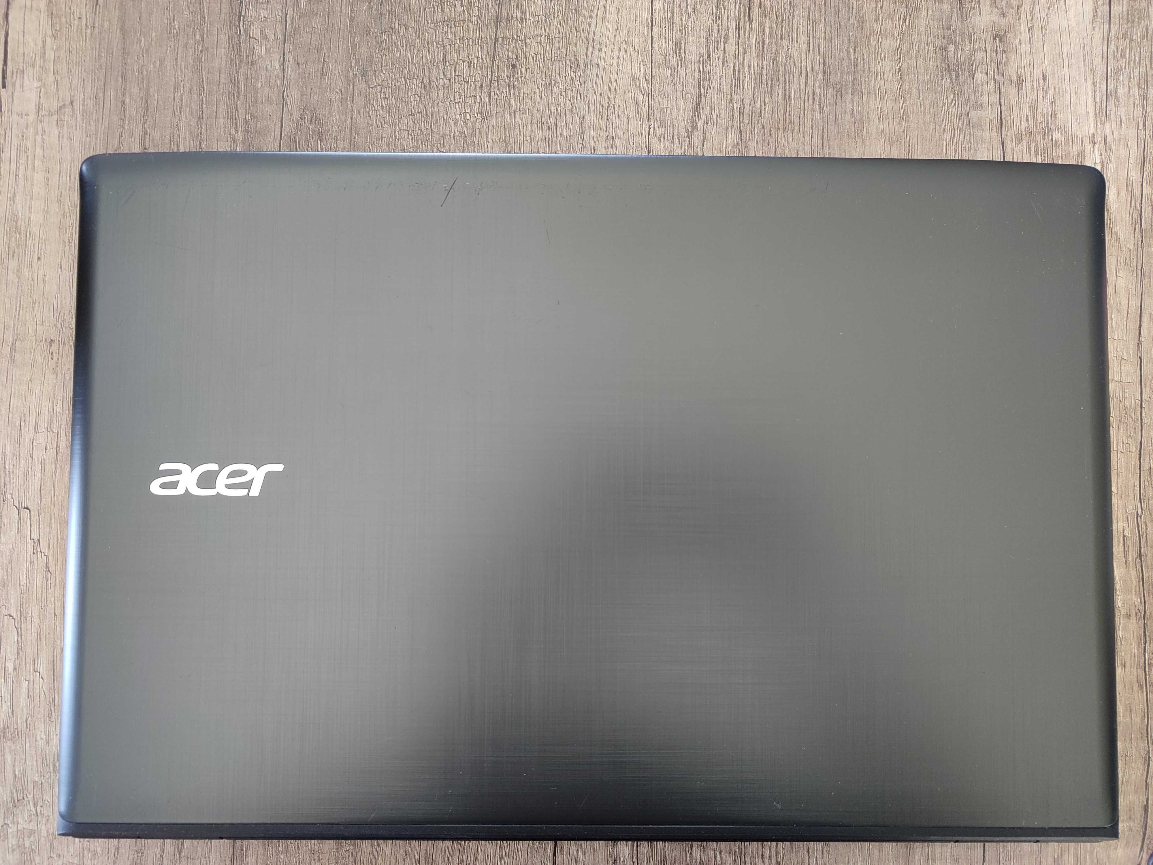 Acer E5-774G 17.3' i5 7th/8GB/SSD/HDD/GTX950/Win 10