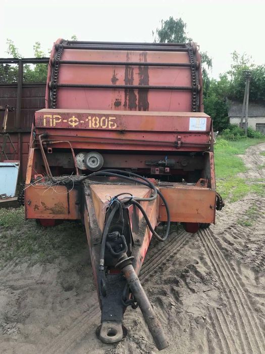 Пресс подборщик  рулонный ПР-Ф-180 Б