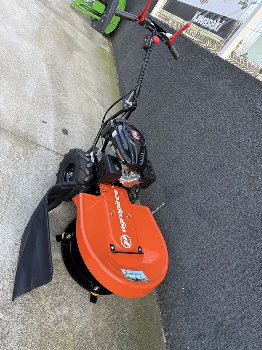 Triturador de laminas a gasolina