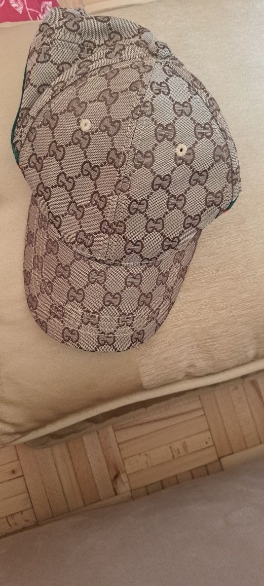 Czapka logo gucci z daszkiem