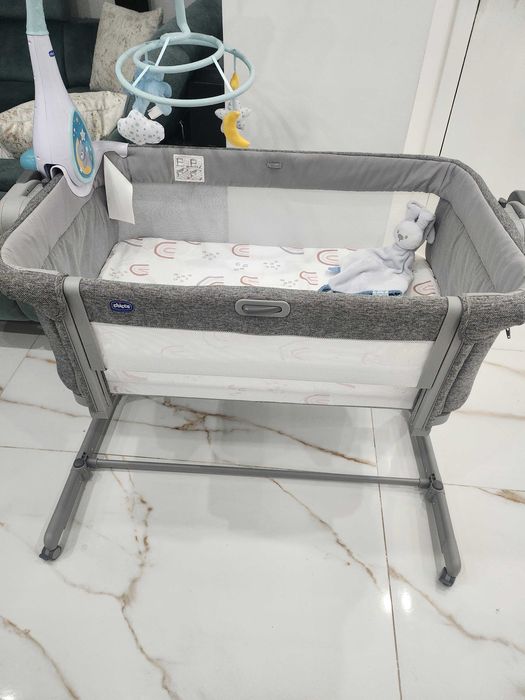 Berço chicco next to me