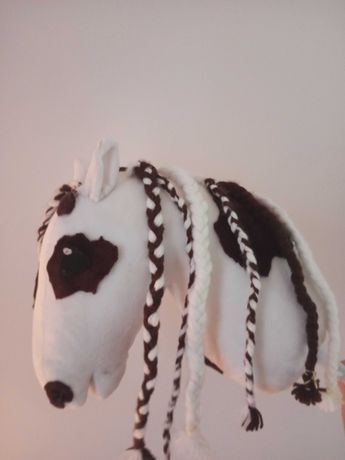 Hobby horse srokaty