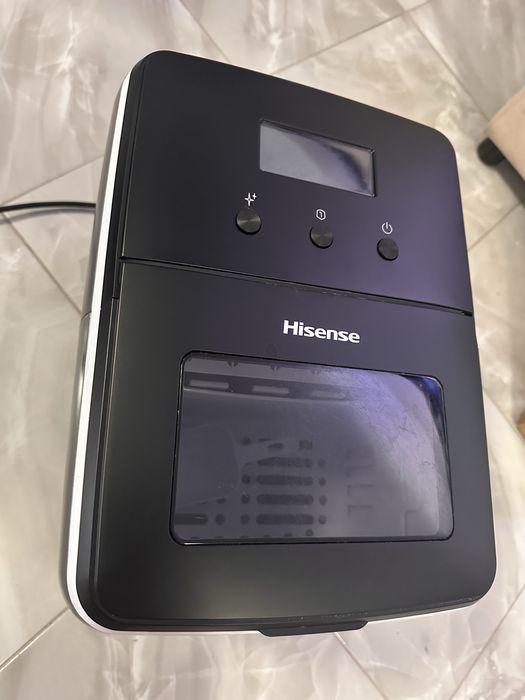 Льодогенератор практично  новий