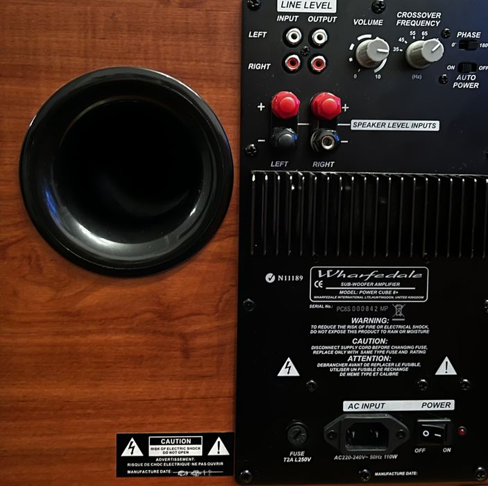 SUBWOOFER  Wharfedale PowerCube 8+