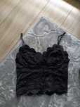 Czarny top koronkowy XS new yorker amisu