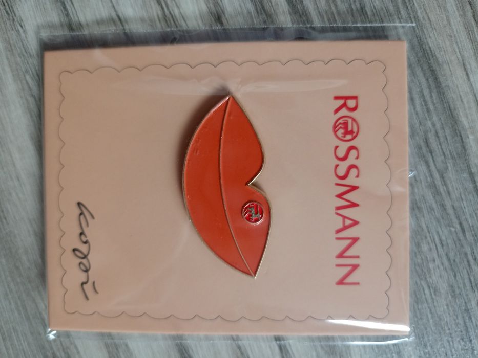 Pin usta Rossman nowy