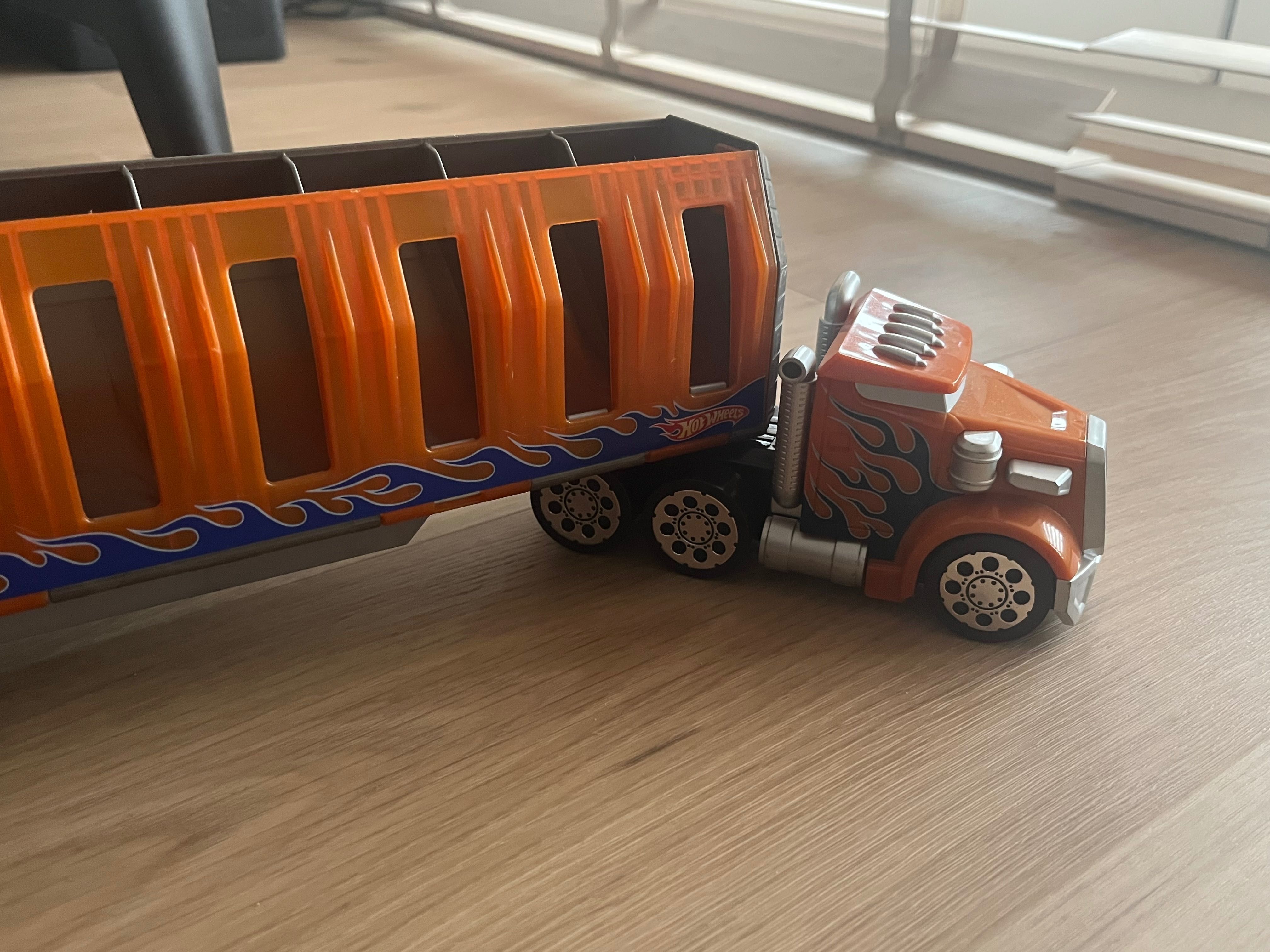 Ciężarówka Hot Wheels do przewozu autek