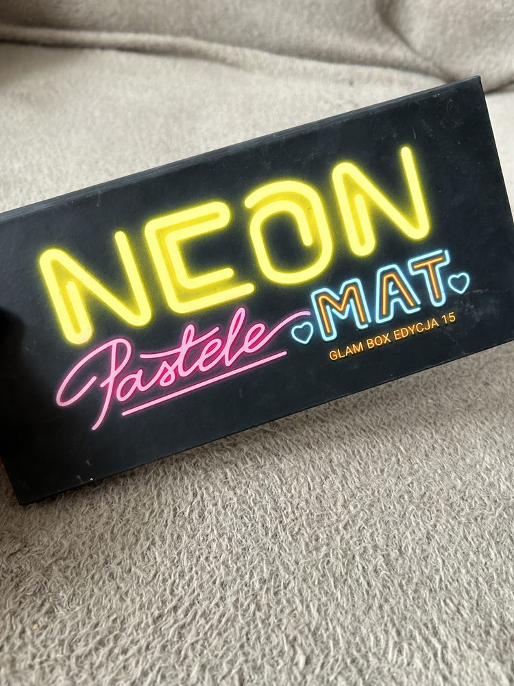 Paleta cieni neon pastele mat glambox