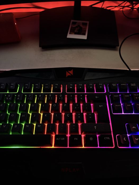 Teclado Nplay com luzes