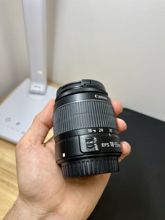 Lustrzanka Canon Eos 1200D + obiektyw 18-55 mm idealny