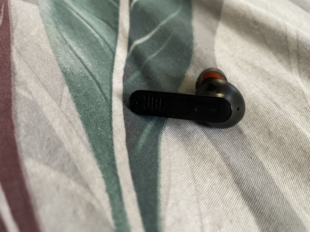 sluchawki bezprzewodowe jbl tunes230nc tws