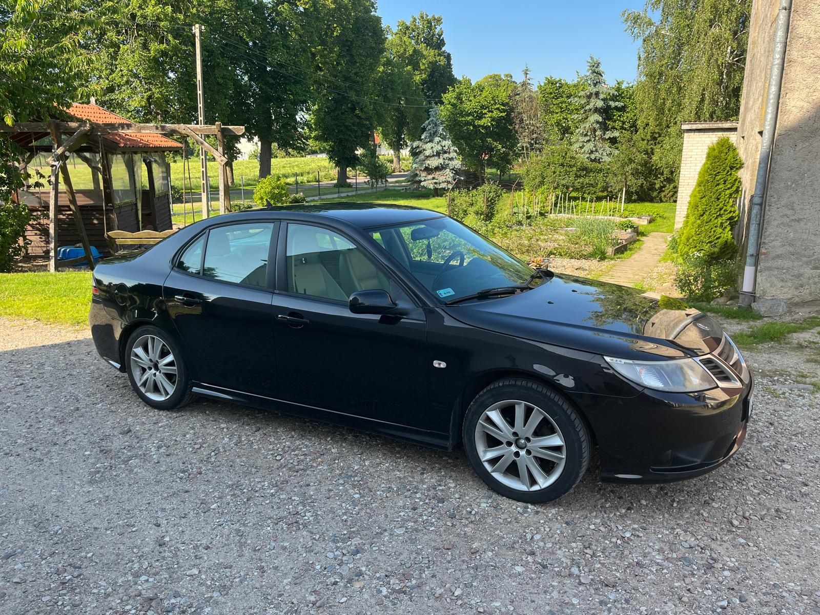 Saab 9-3 2.0t 240km