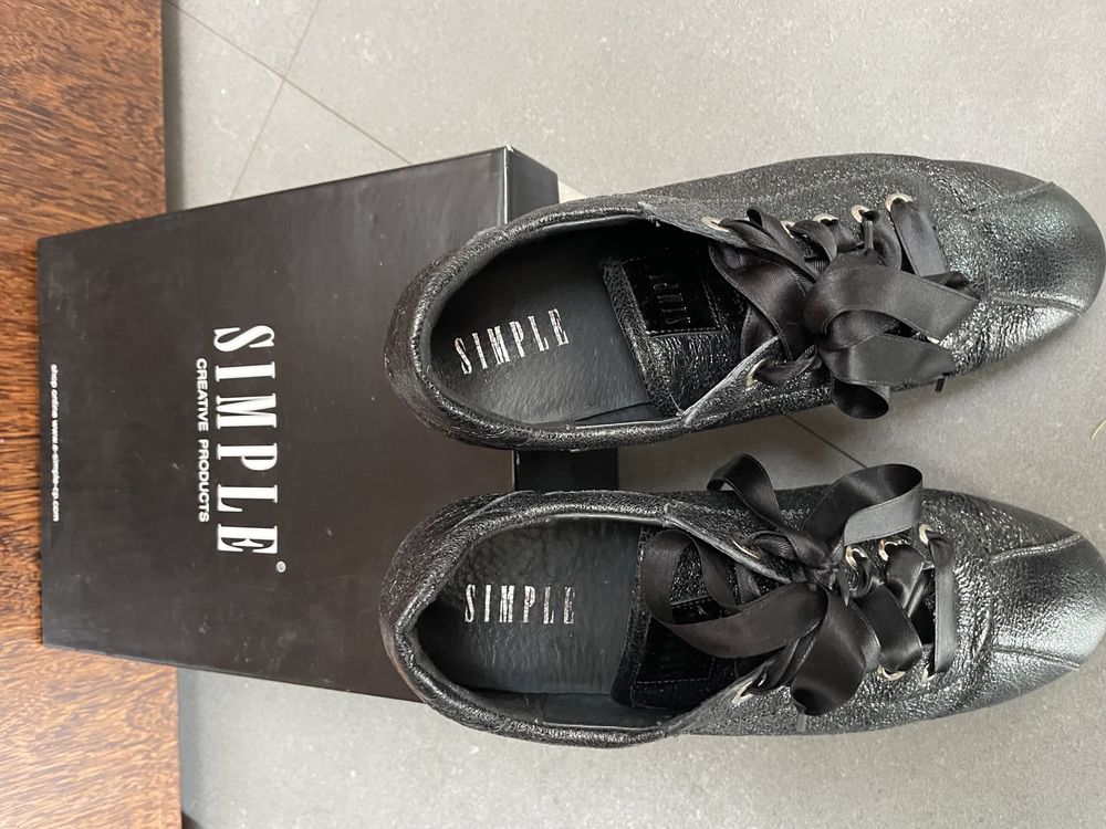 Buty Oxfordy sznurowane Simple 40 skóra lakierowane