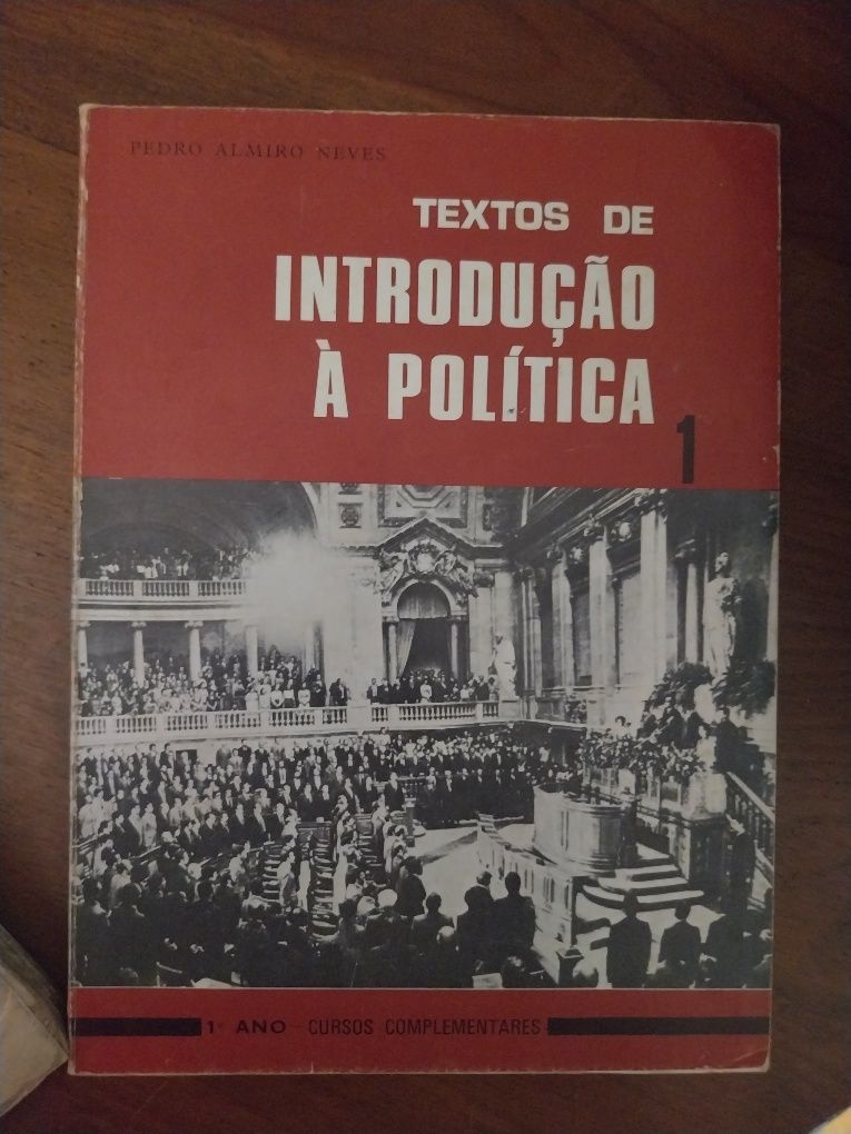 Textos de introdução à política