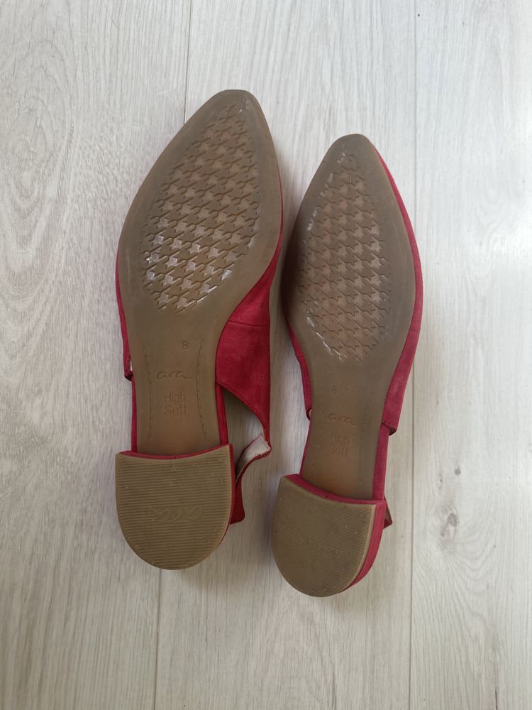 Pantofle Ara High Soft 41 buty na obcasie czerwone