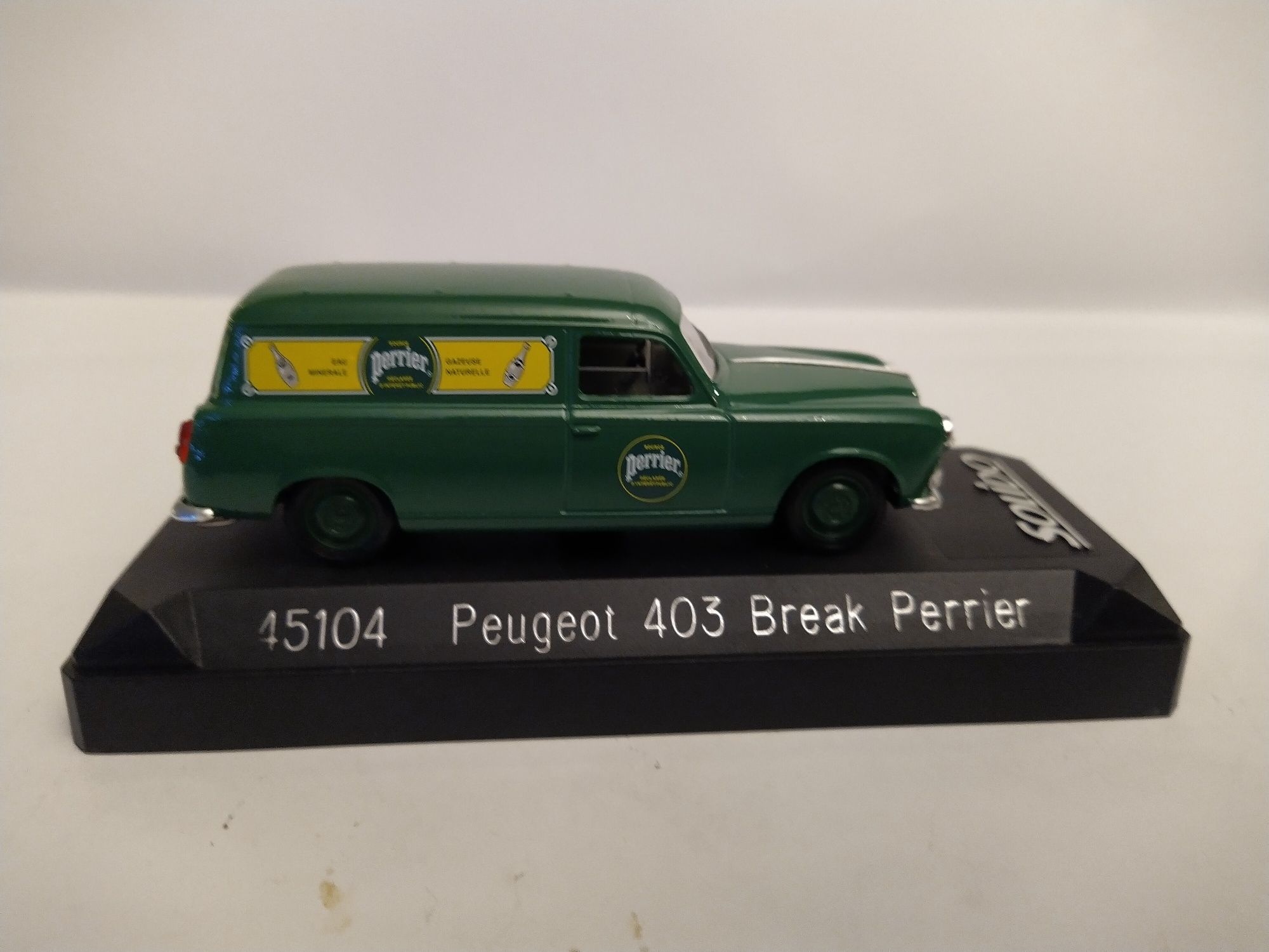 Peugeot 403 Break Perrier Solido Skala 1:43