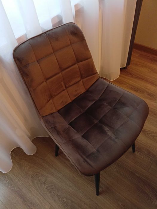 Nowe krzeslo welurowe