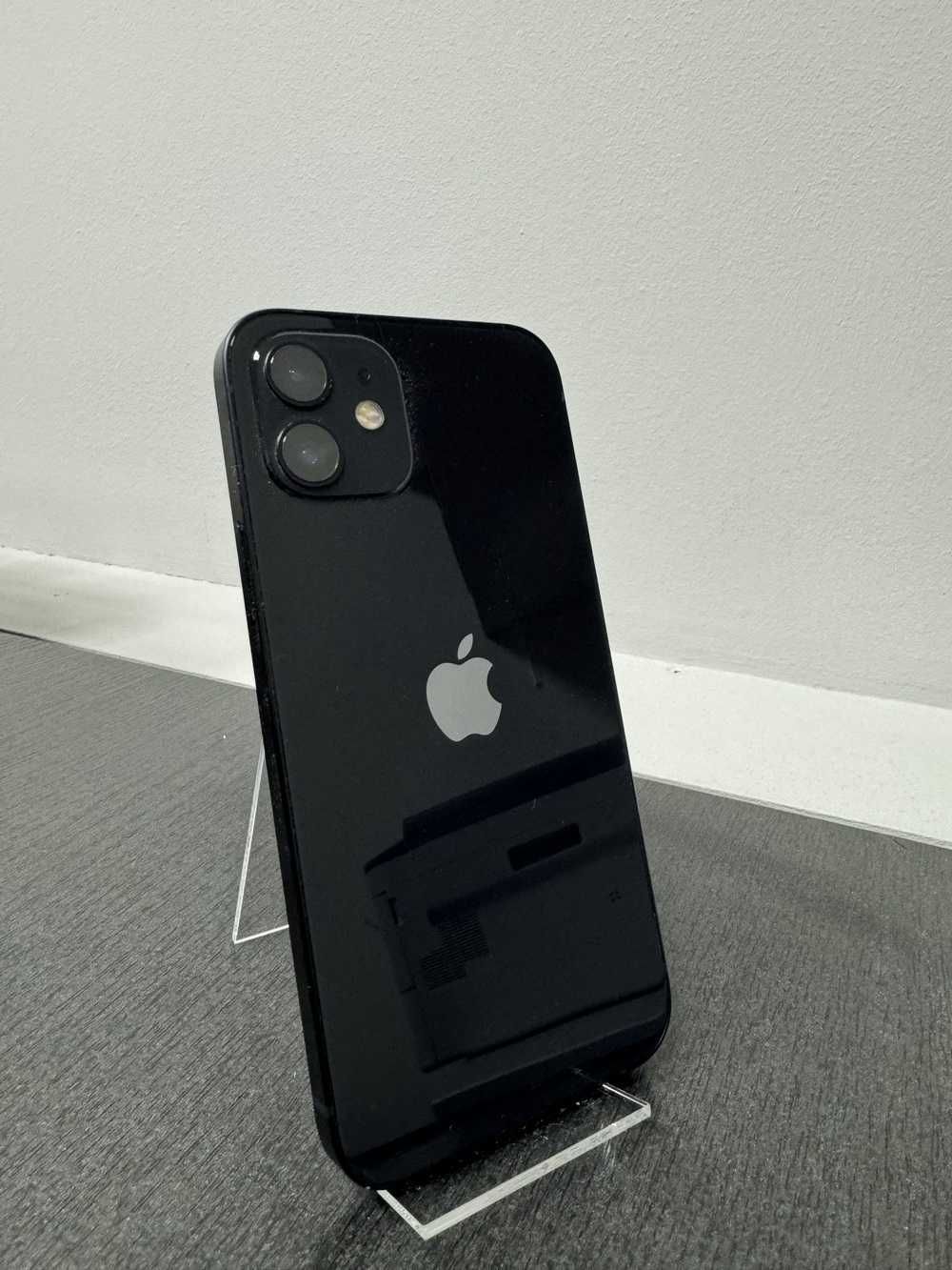 Smartfon Apple iPhone 12 128GB Black czarny, bateria 90%