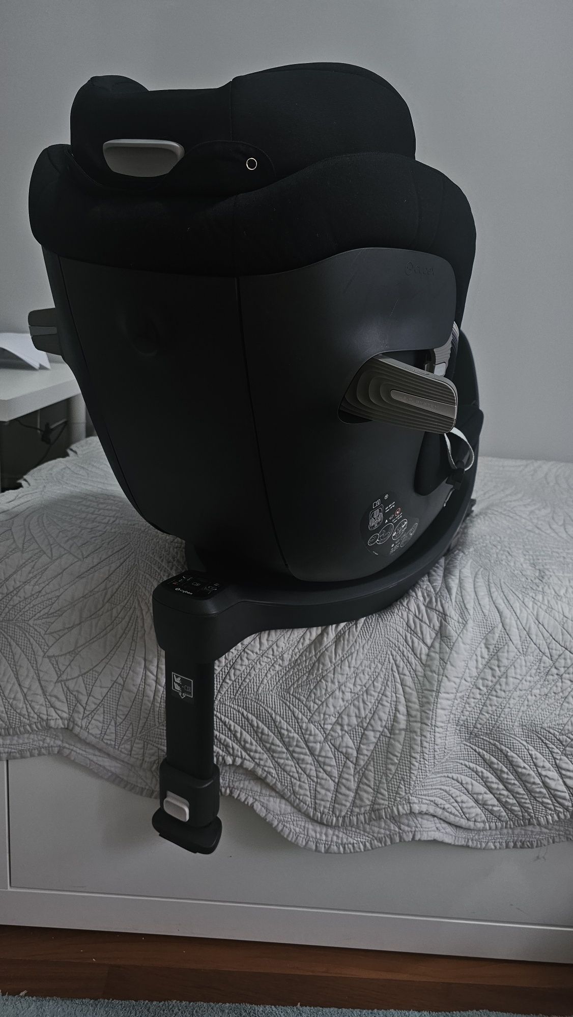 Cibex Sirona SX2 Preta com base ISOFIX
