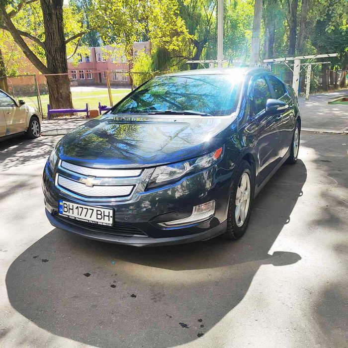 Chevrolet Volt 1.4 Hybrid Plug-IN 2014 год (MAXIMAL)
