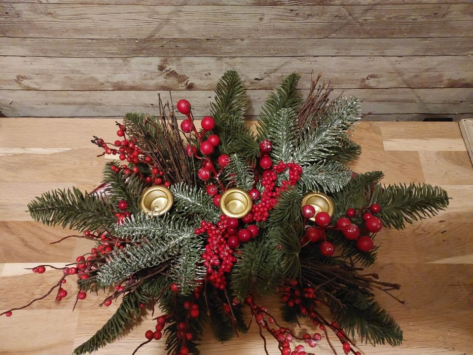 Arranjo natalício com castiçal  para 3 velas