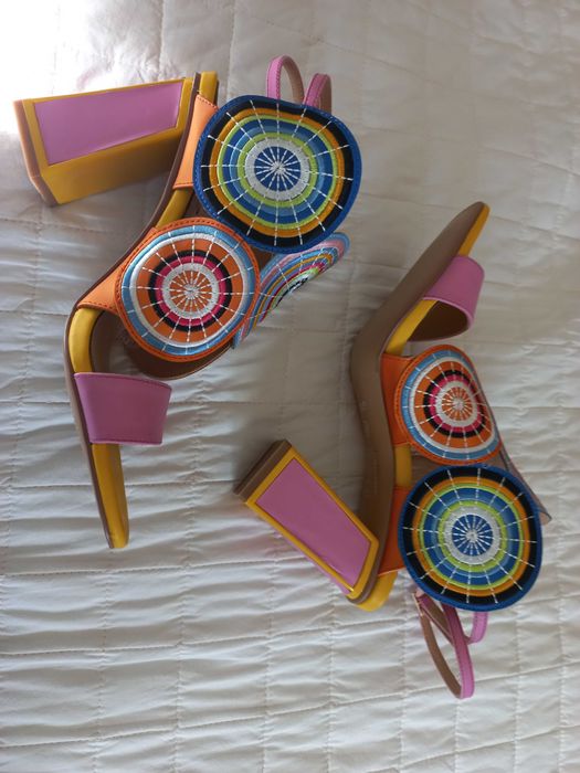 Sandálias Novas e lindíssimas da Exé