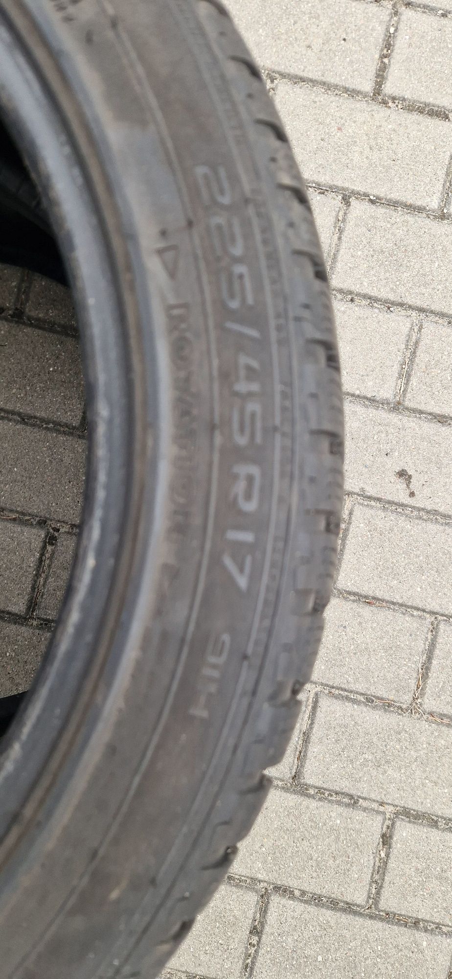Nokian 225/45/17