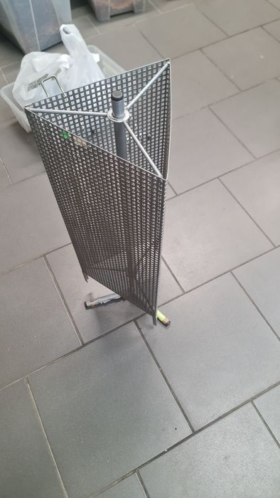 Stojak sklepowy plus haki do zawieszania Bytom