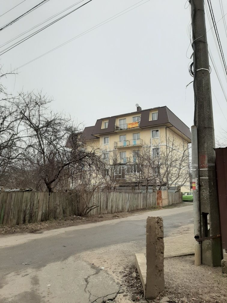 Почасово/Подобово 1 поверх квартира Харківський масив, м. Бориспільська