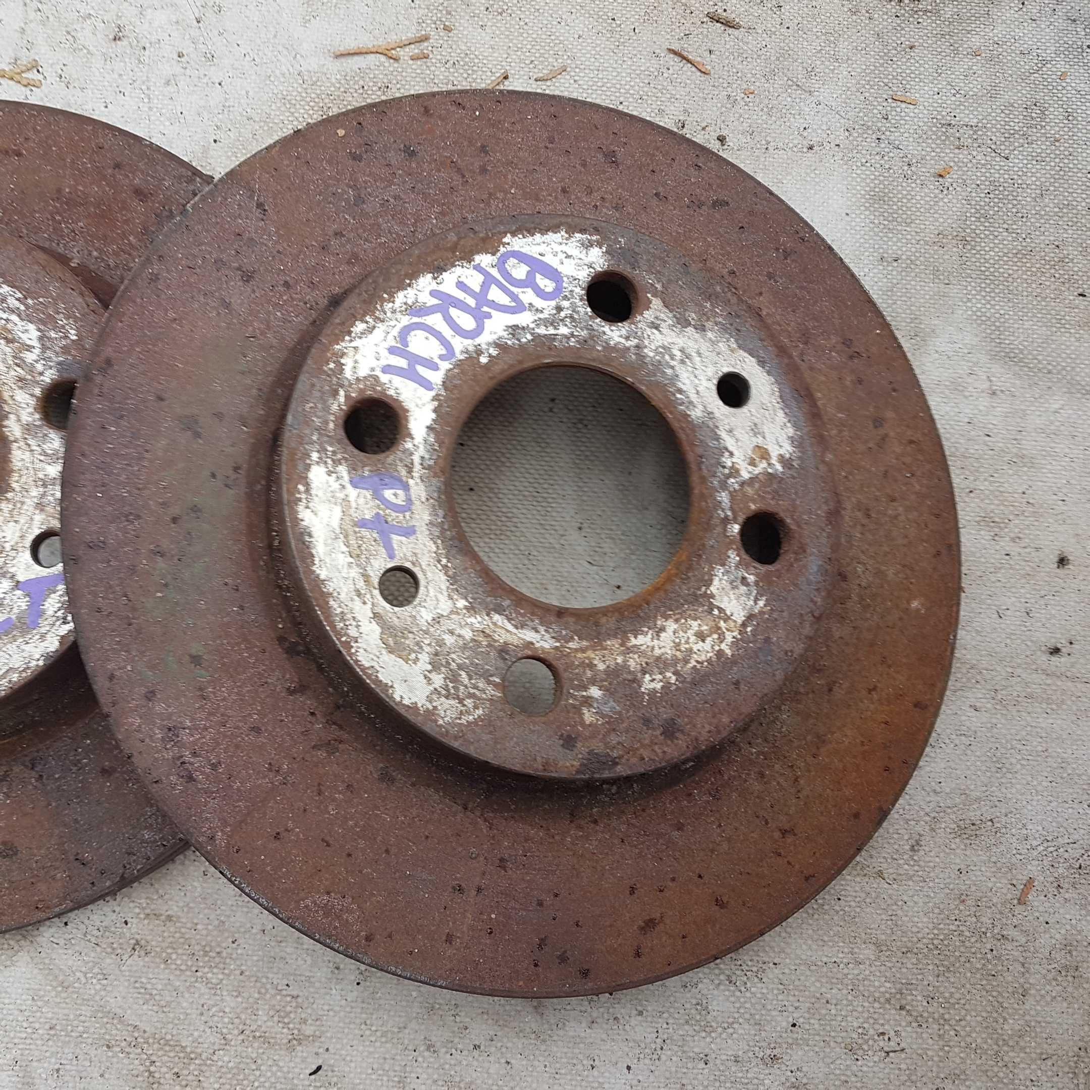 tarcza tarcze hamulcowe tył tylne fiat barchetta jak nowe 2 szt