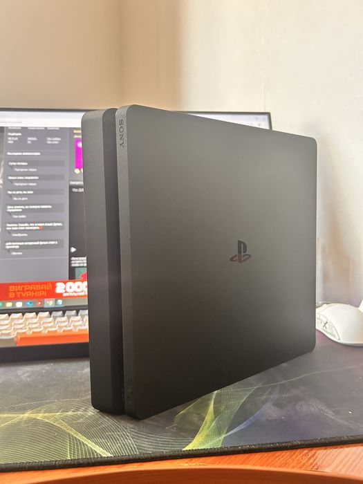 Продам playstation 4 slim 500 gb