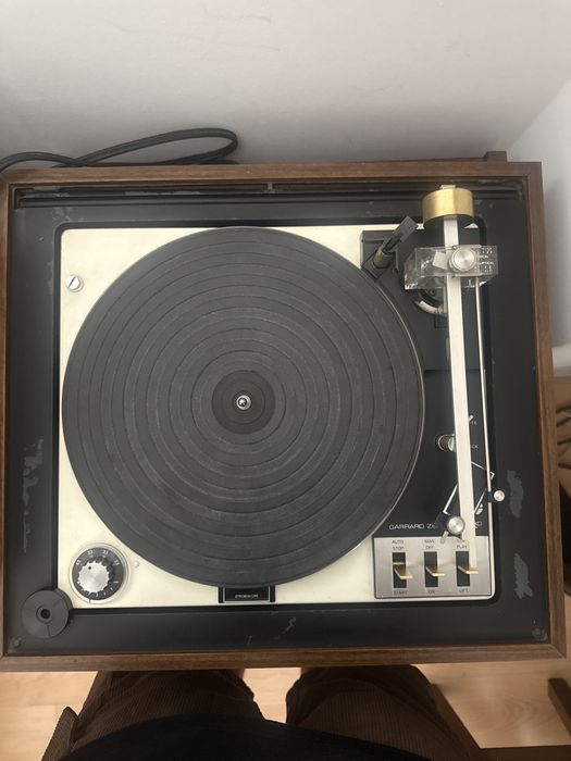 Gira-Discos   GARRARD zero 100c