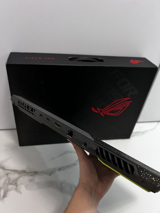 ASUS ROG Ідеальний стан!!!