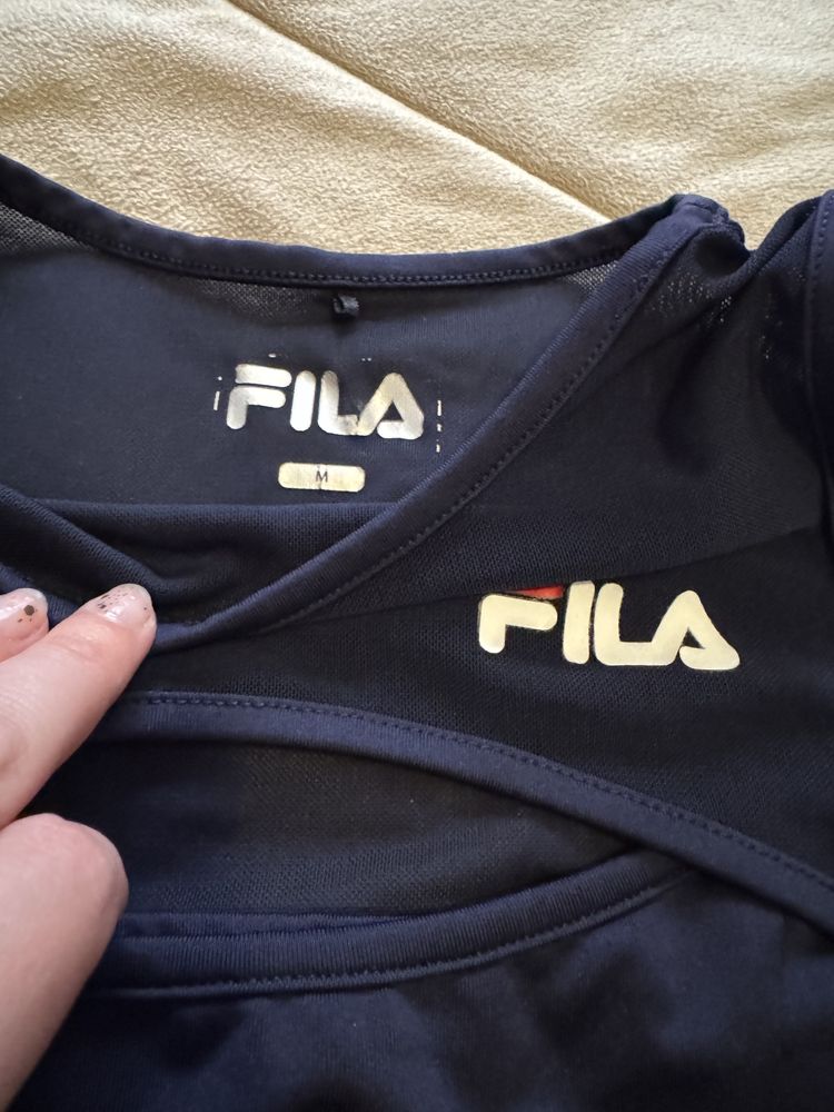 Top desporto marca Fila