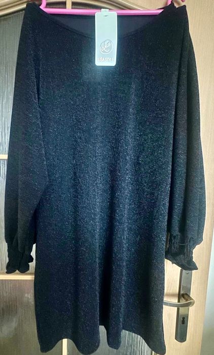 Nowa Elegancka sukienka czarna z brokatem rozmiar uniwersalny S XL