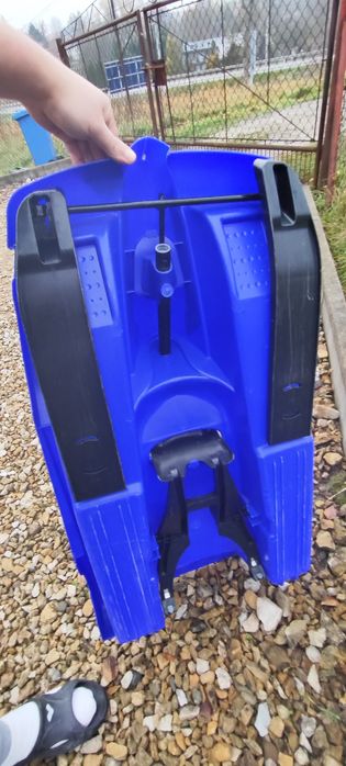 Nartosanki Sanki zimowe dla dziecka z kierownicą bolid