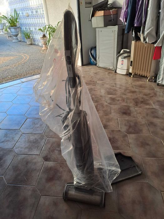 :Aspirador como novo" so foi usado duas vezes lava e aspira .