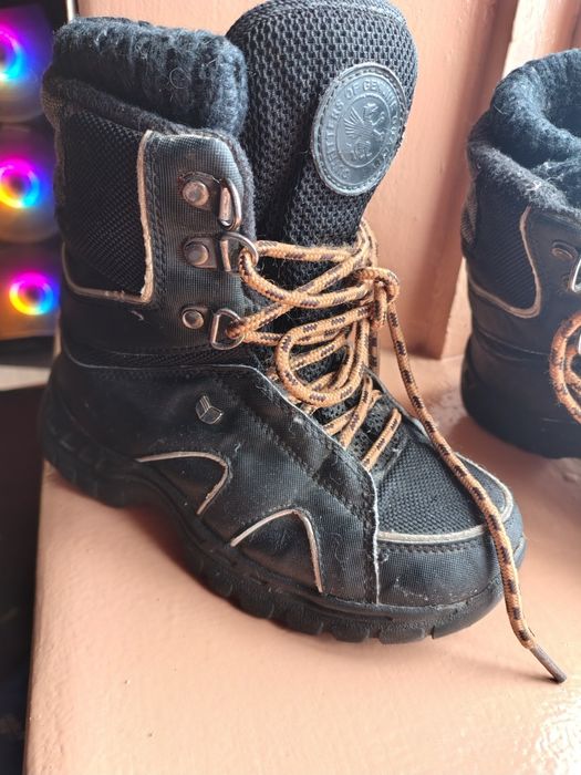 Ботинки на мальчика Next, рамер 30
Размер - 30
Длина стельки - 19 см
Т