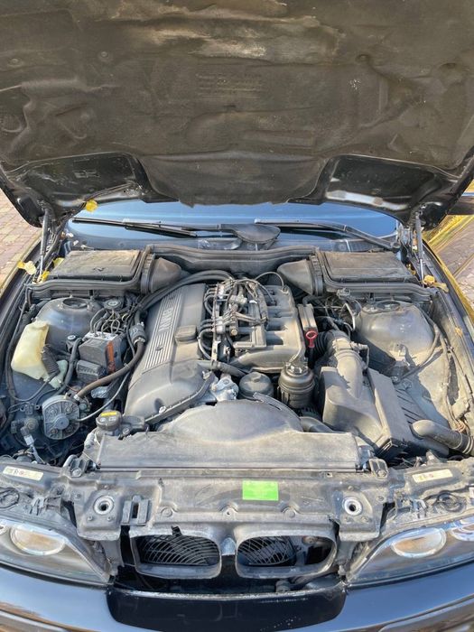 BMW E39 2002 Restyling 525I