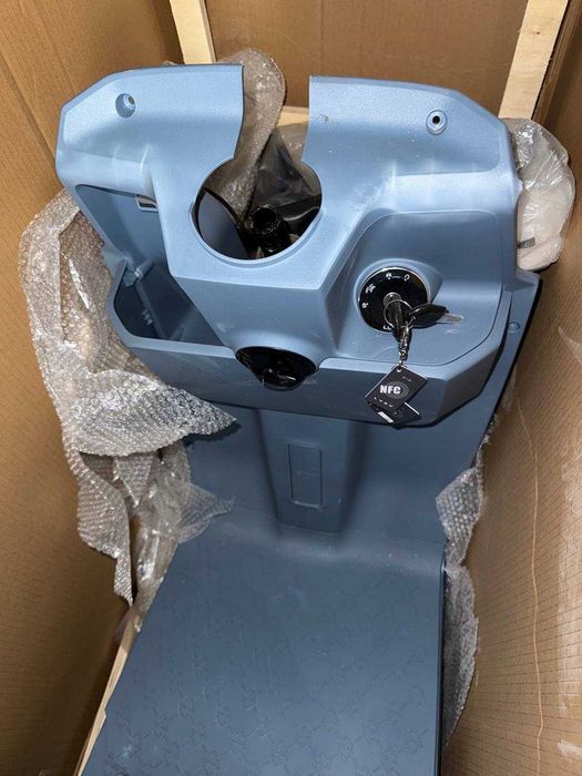 Електроскутер MES 1026-3 TITAN