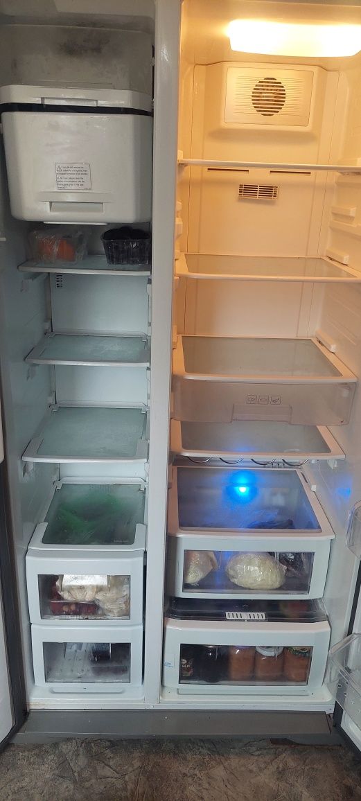Холодильник Beko side by side